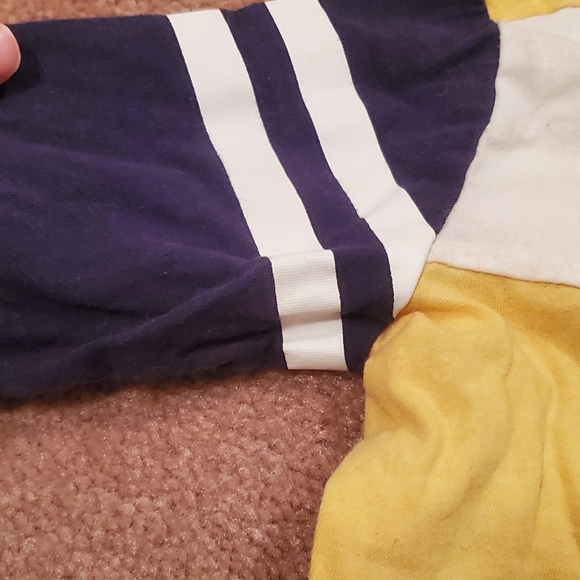 Nwot - Dinosaur pocket Longsleeve - Picture 2 of 4